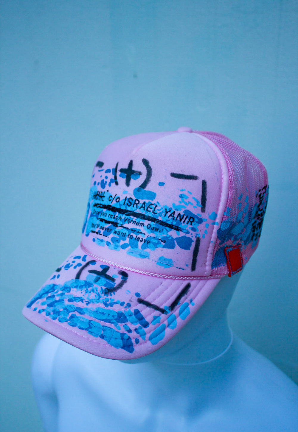 Vernum Pink Deluxe Trucker